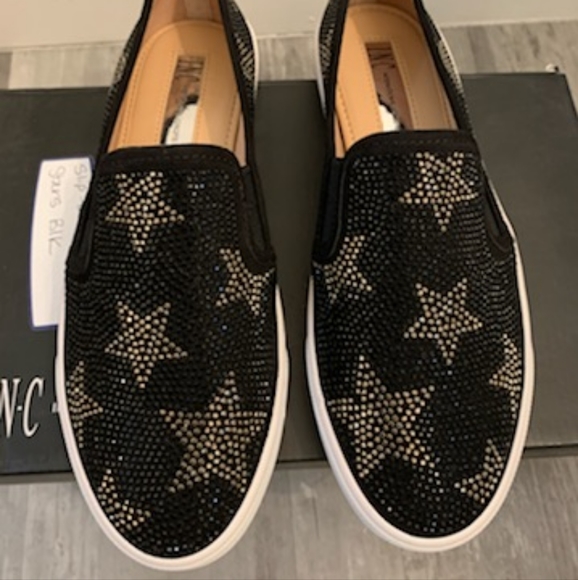 INC INTERNATIONAL CONCEPTS Slip-Ons Stars BLK 7.5 - Picture 2 of 8